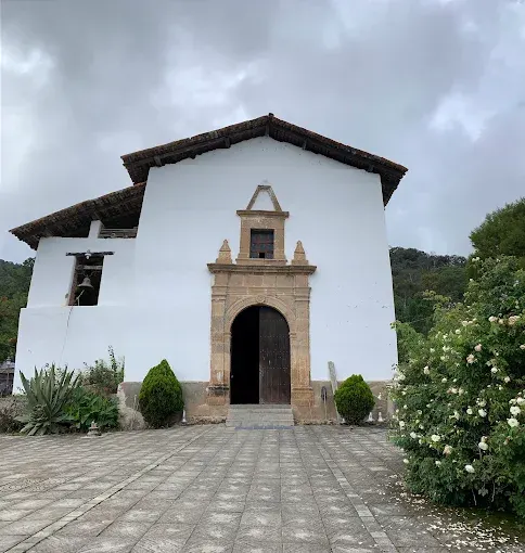 Templo Real del Alto, en la localidad de Real del Alto, cerca de San Sebastián del Oeste
